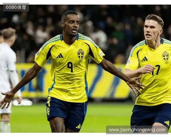 红军旧将：希望瑞典vs斯洛文尼亚伊萨克踢满全场，积累时间