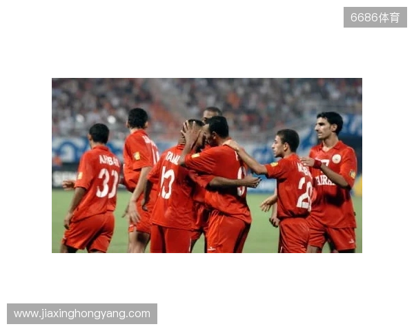 亚预赛出线关键战！中国香港vs新加坡首发：安永佳、陈晋一领衔