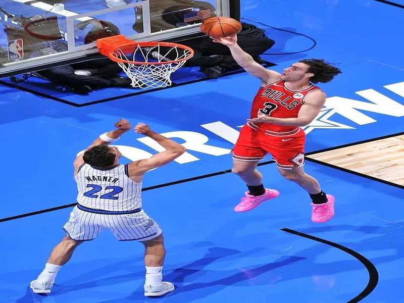 阿斯:阿隆索对赫伊森绝对信任,皇马也并不担心他的状态